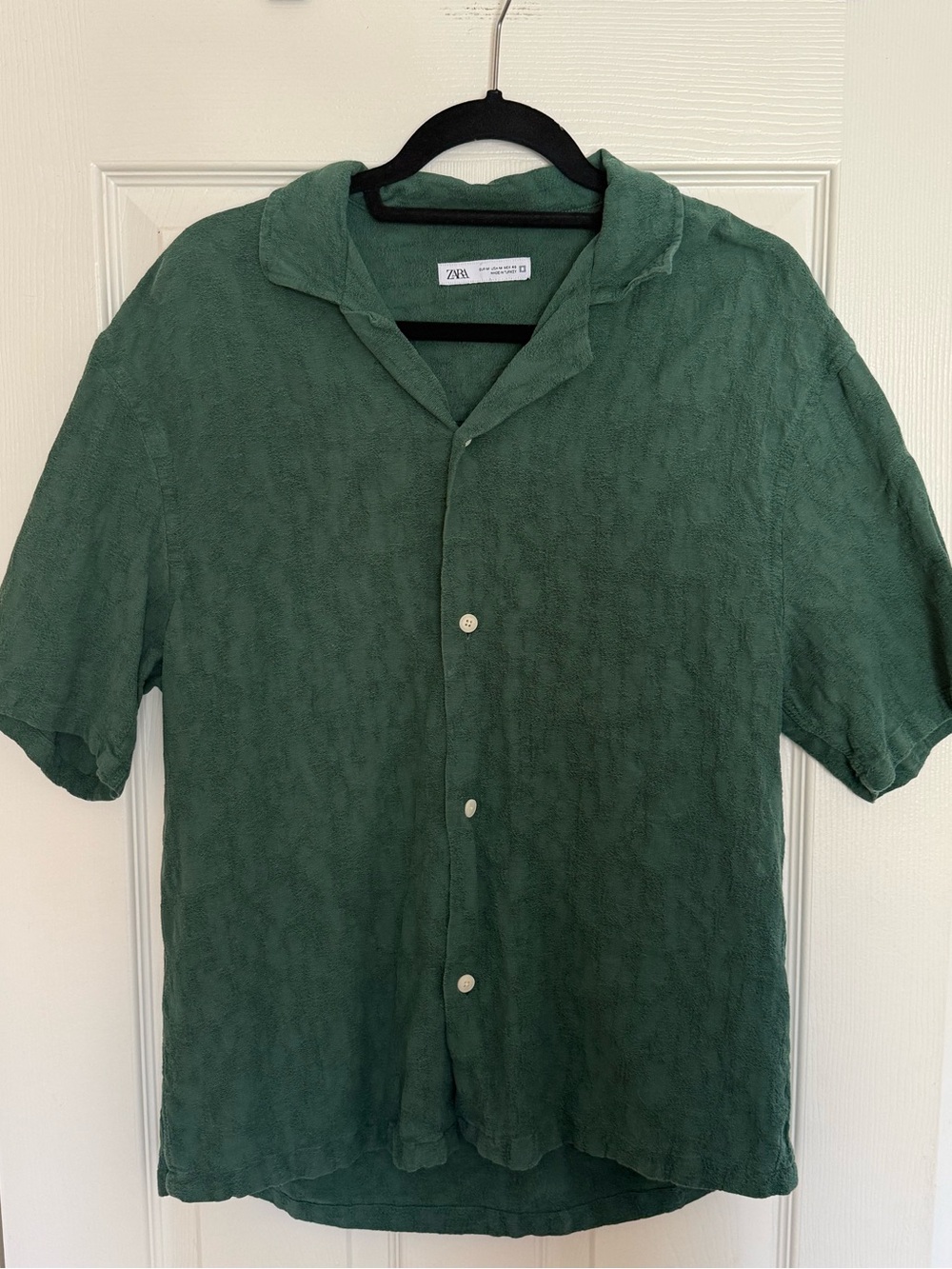 Zara Men’s Button Down Textured Shirt